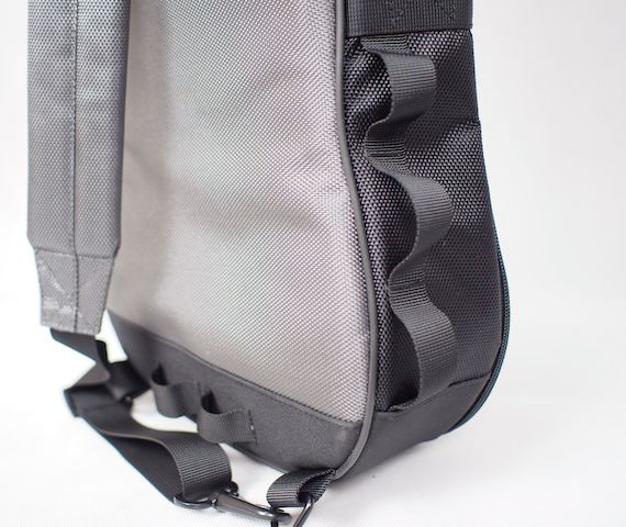 サムネイル： UC310E