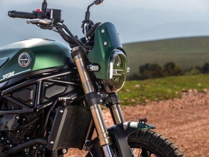 Benelli Leoncino 800 Trail