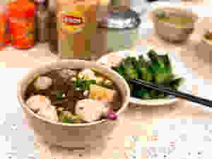 On Lee Noodle Shop, Sau Kei Wan 安利魚蛋粉麵