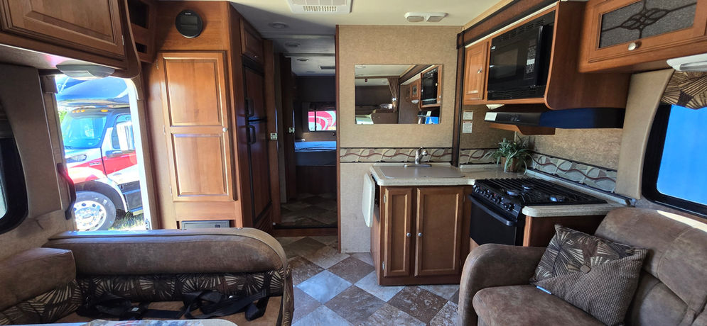 2015 Coachmen Leprechaun 280DS