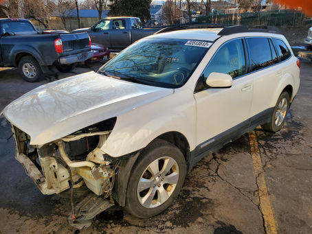 2011 Subaru Outback 3.6L White 181k Auto