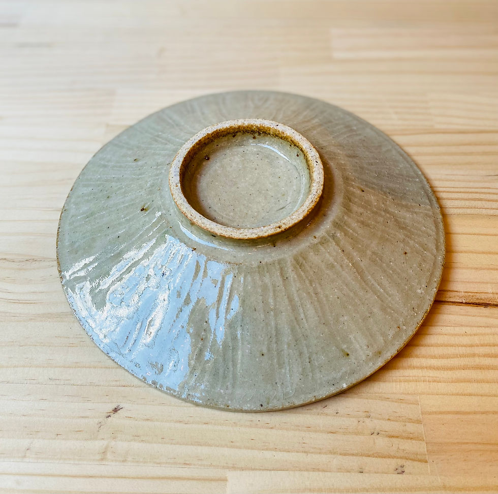 サムネイル： 雪ノ浦裕一　灰釉花弁皿(大)