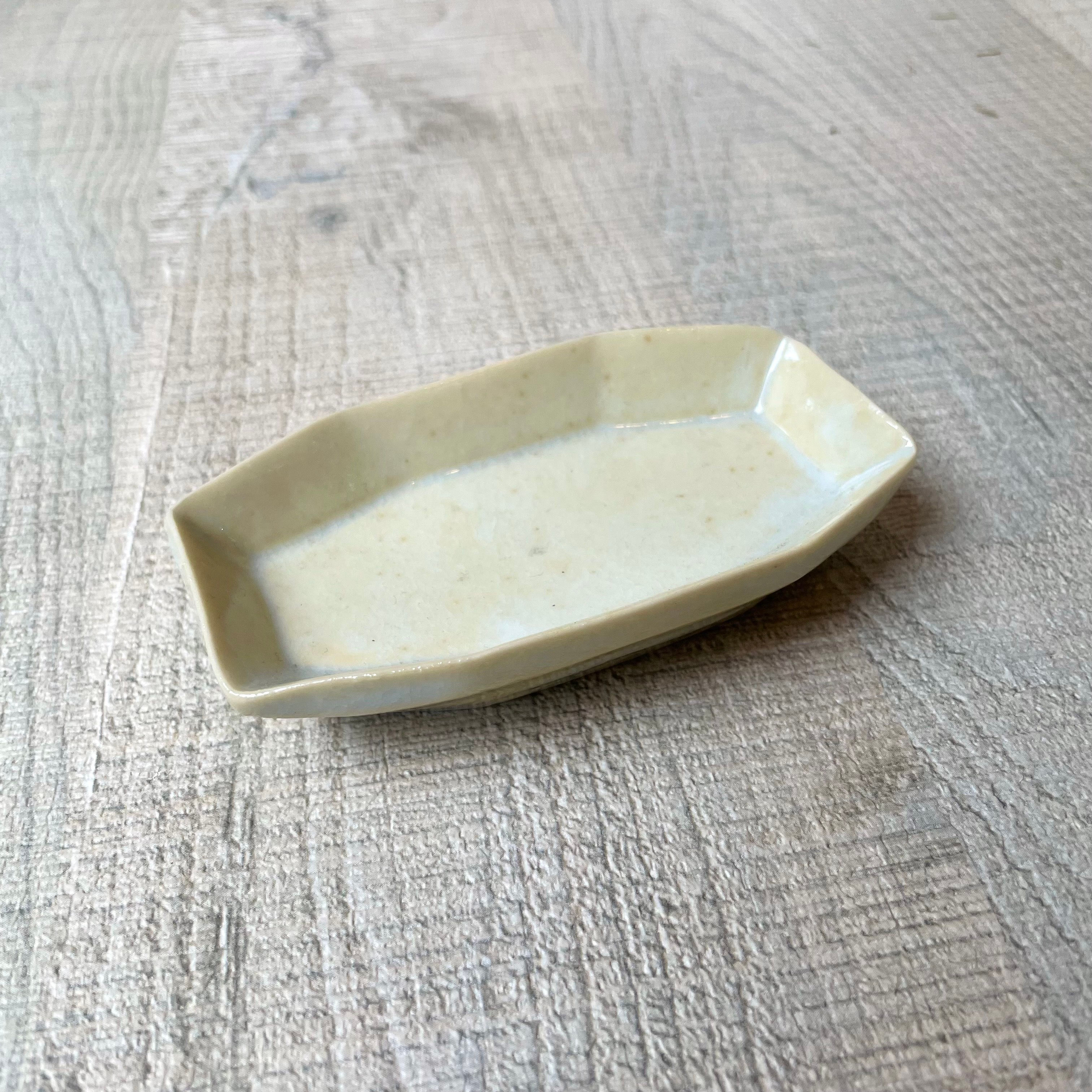 竹下努　青白磁小皿　八角