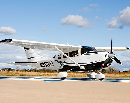 Single_Cessna Stationair 206.jpg