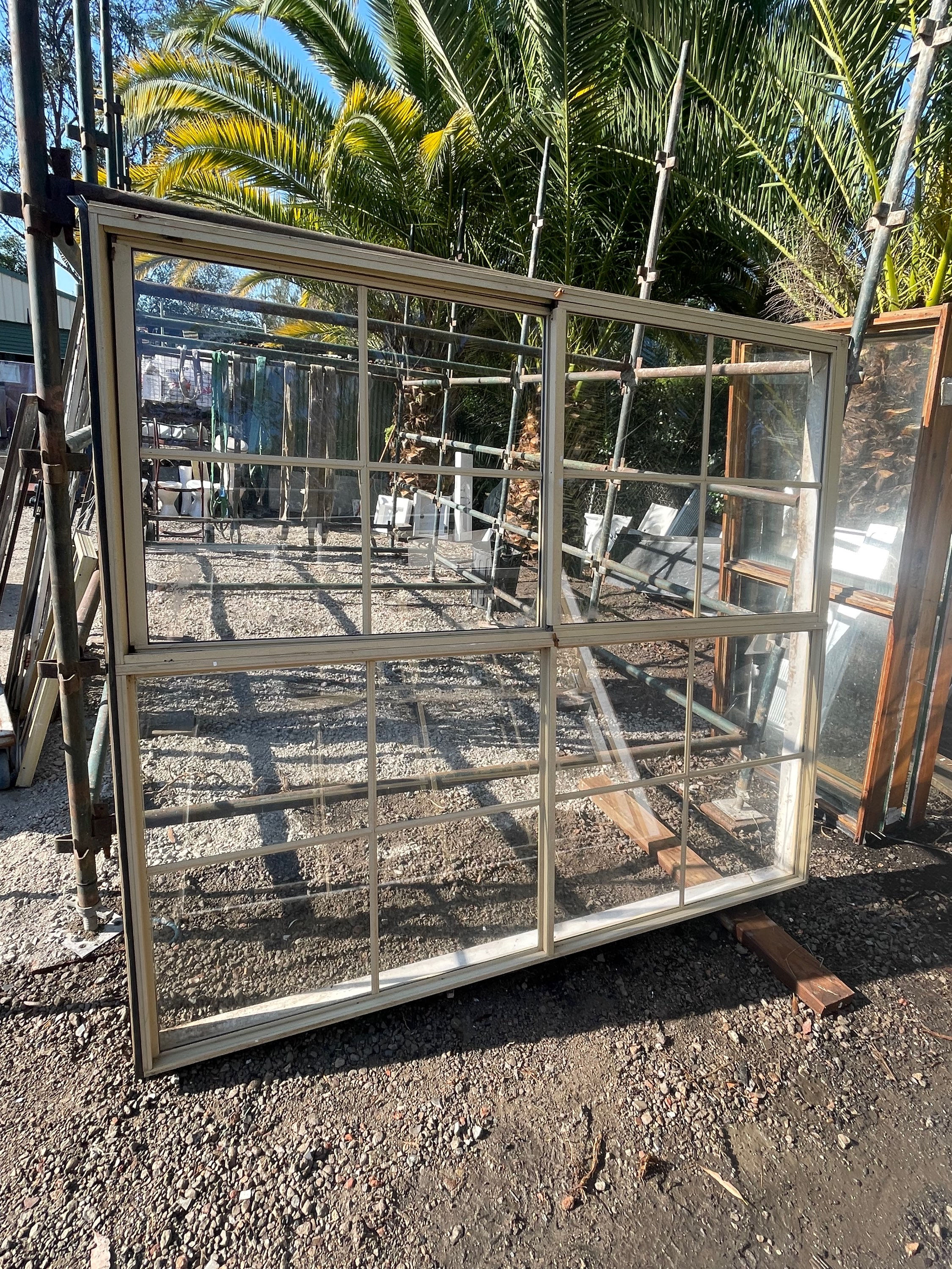 Primrose Sash Window