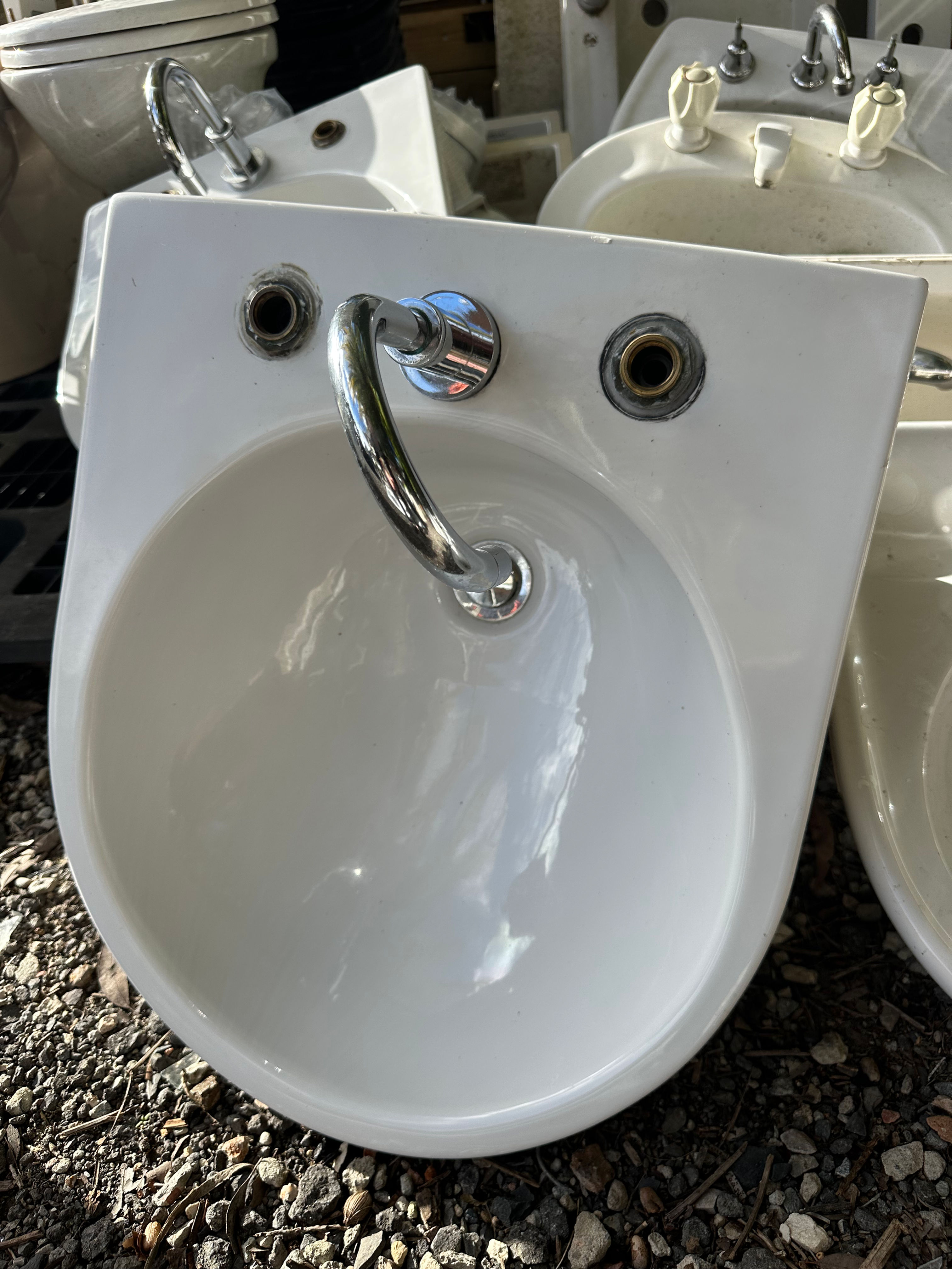 Recessed Bathroom Basin