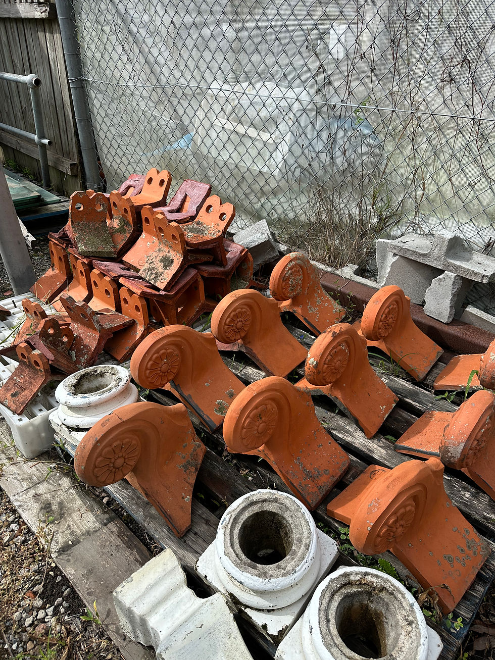 Thumbnail: Terracotta Roof Finials