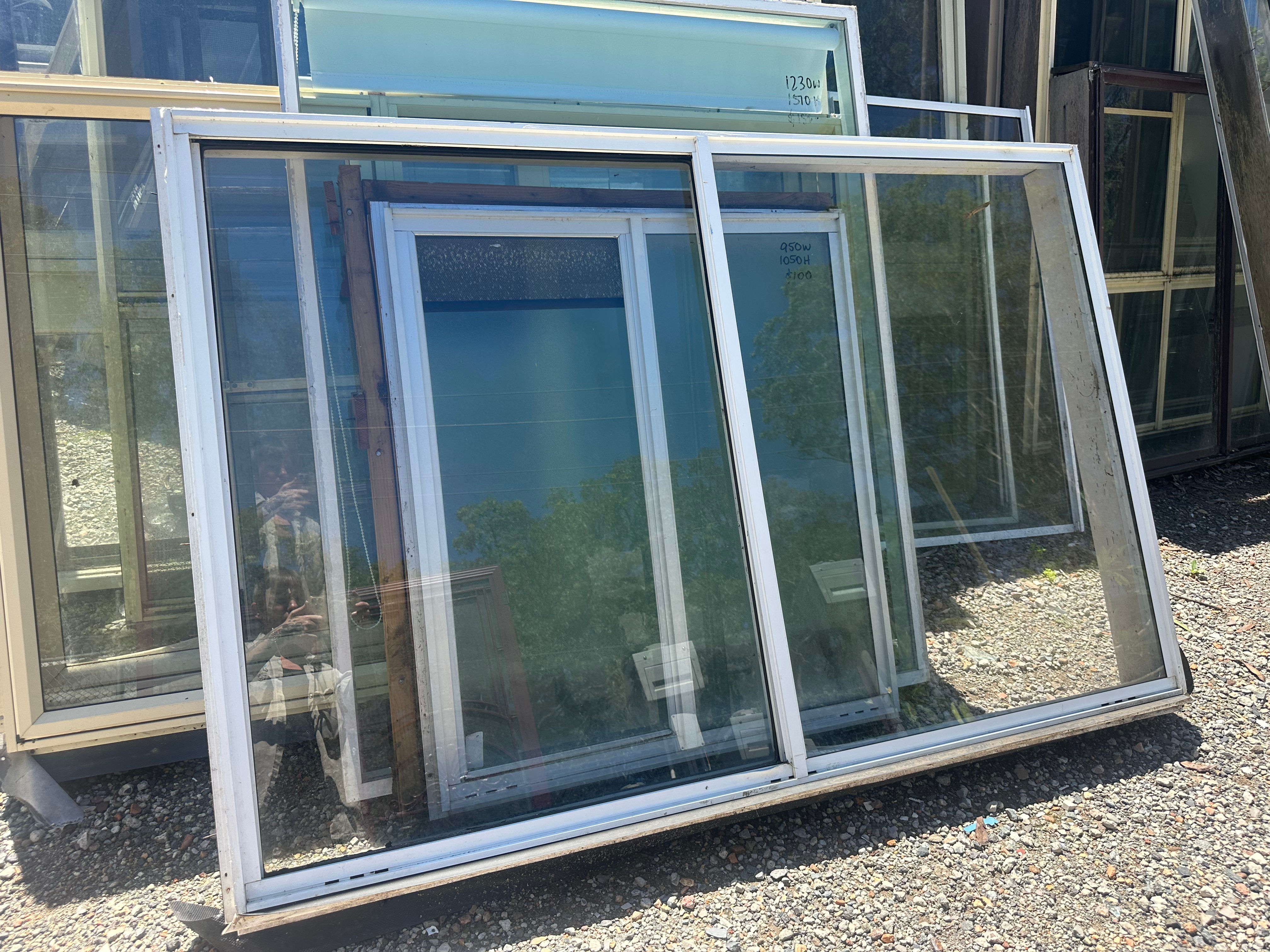 White Aluminium Sliding Window