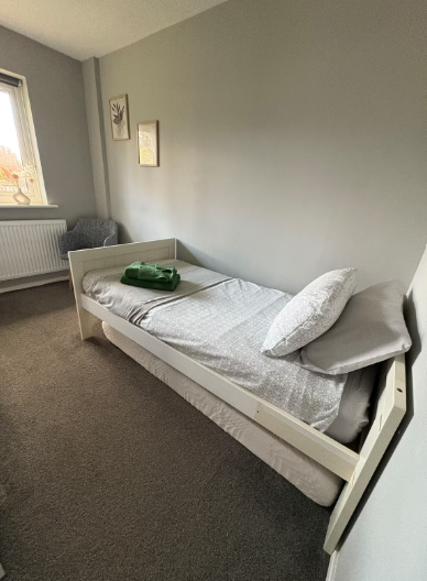 house-in-prestwich-image2