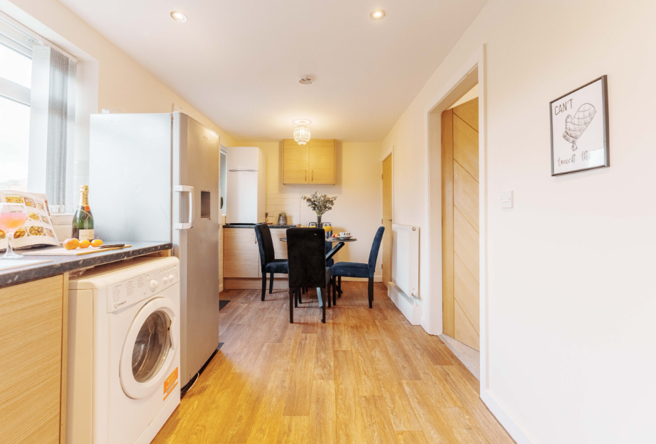 Property in Leeds KR2-10