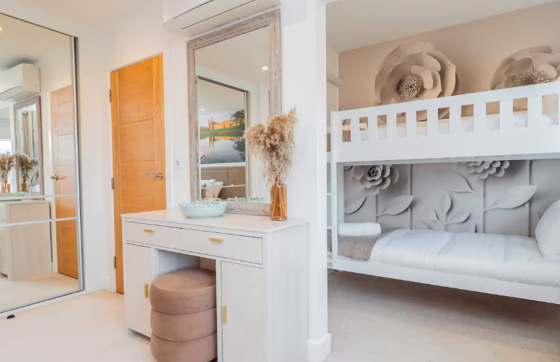 Cambridge Property Bedroom 1-1