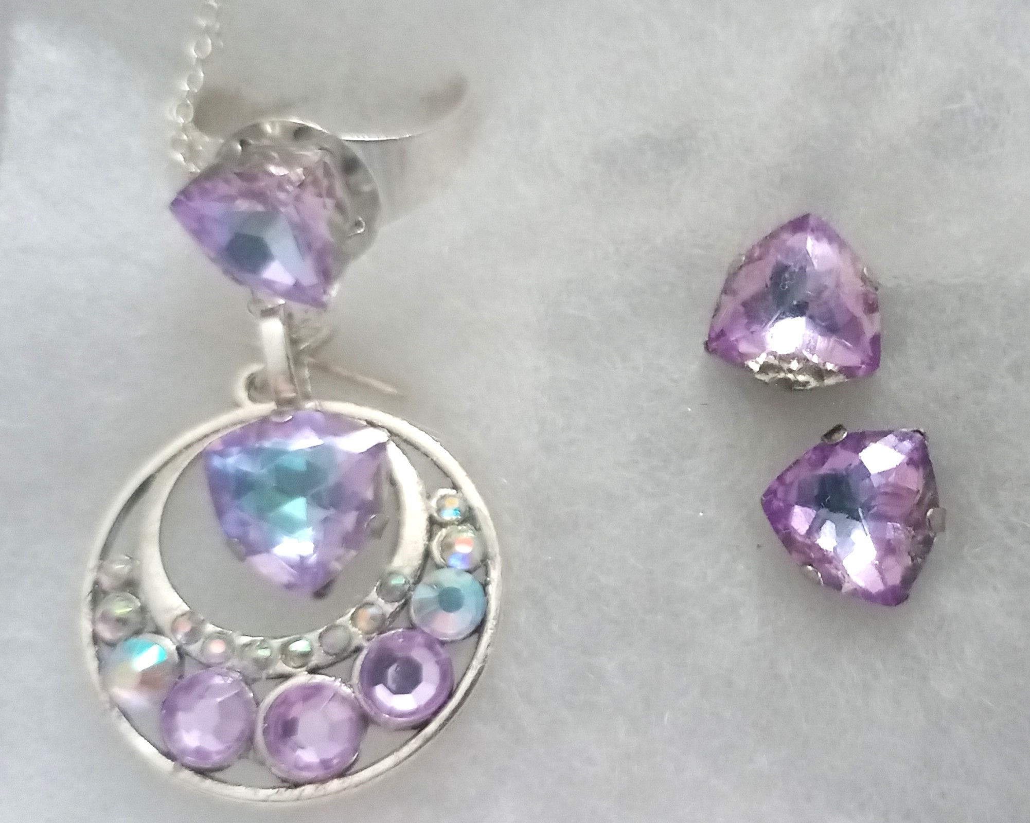 Lilac Blue Triangular Faceted Rhinestone Set