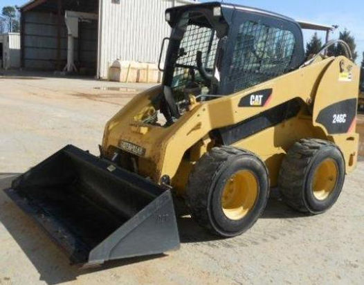 Minicargador caterpillar 246C.jpg
