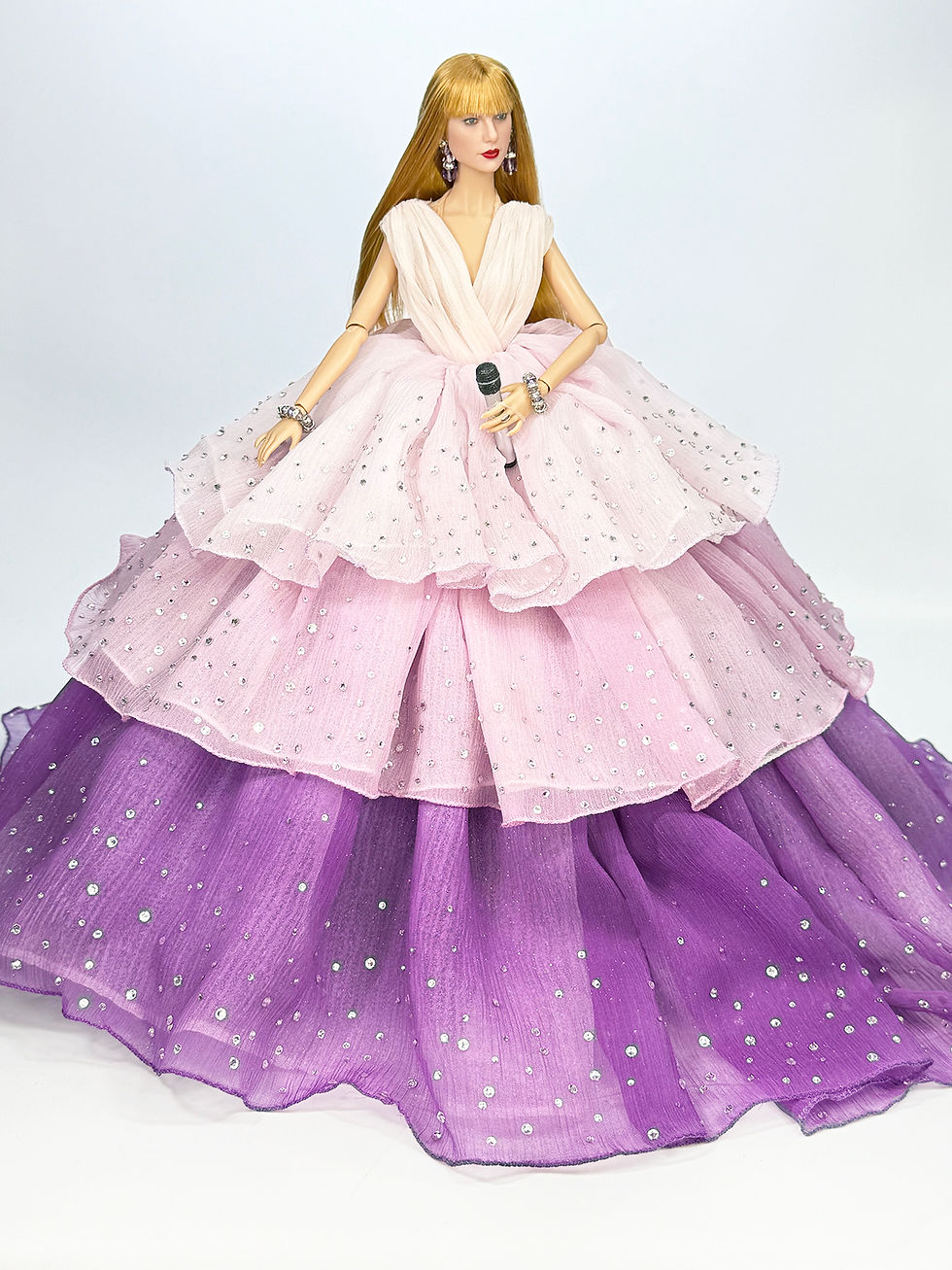 Thumbnail: Taylor Swift - Eras Tour - Ball Gown