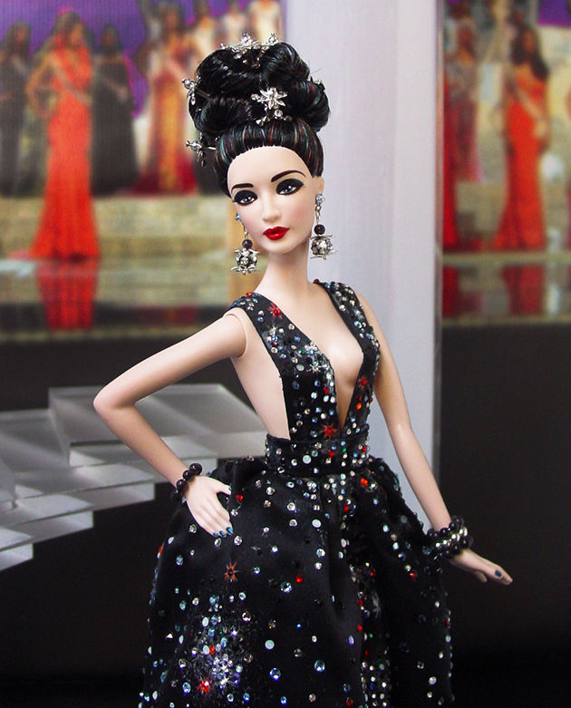 Thumbnail: Miss Greenland 13/14