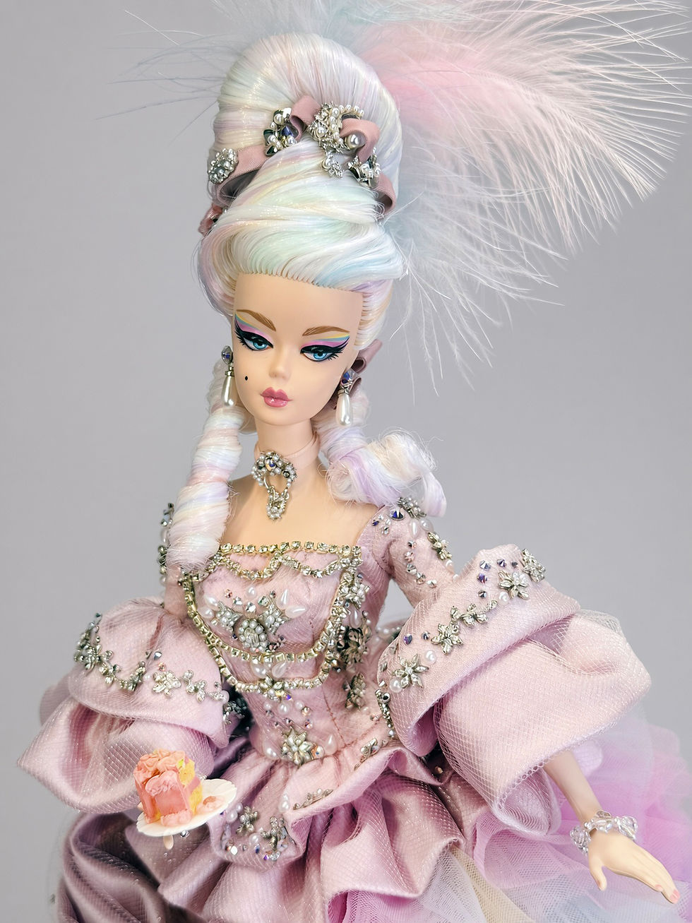 Thumbnail: 2026 Madrid Doll Convention Charity Auction