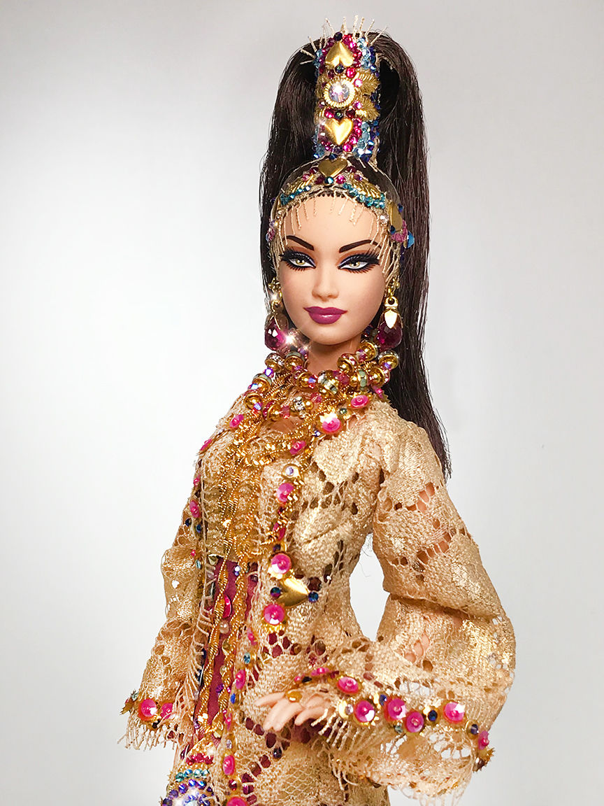Thumbnail: Miss Turkmenistan