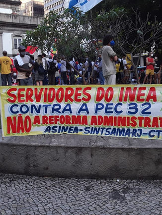 Trabalhadores do INEA presentes na manifestação contra a PEC 32
