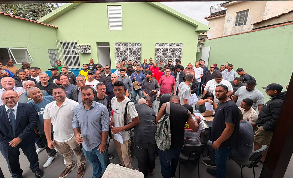 Sintsama-RJ reúne trabalhadores da Rio+Saneamento para informar sobre a reintegração