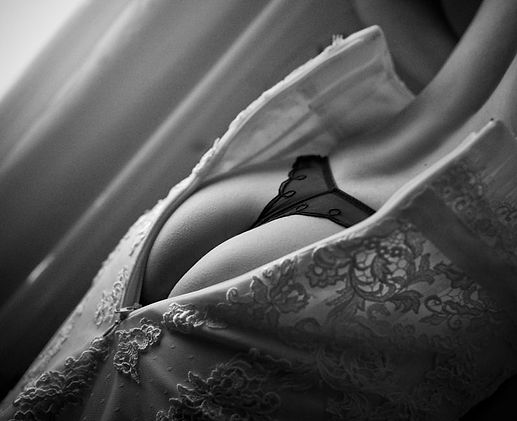 photos-of-the-day-15-sensual-examples-of