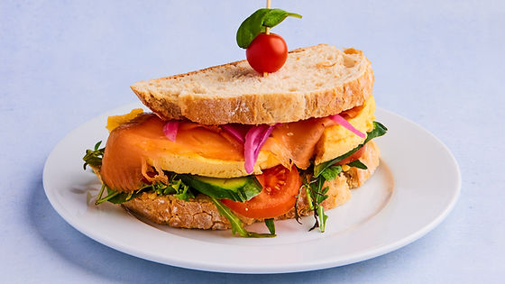 SANDWICH M/ EGG & LAKS