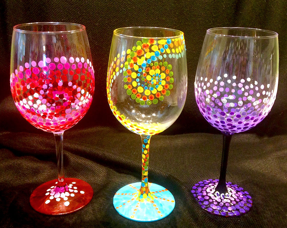 dots wine glass