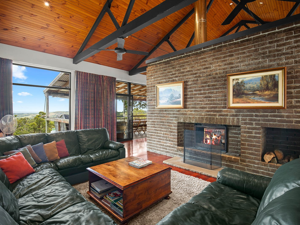 图片来源:https://www.realcommercial.com.au/news/waltzing-matilda-eco-conscious-banjos-bushland-retreat-for-sale