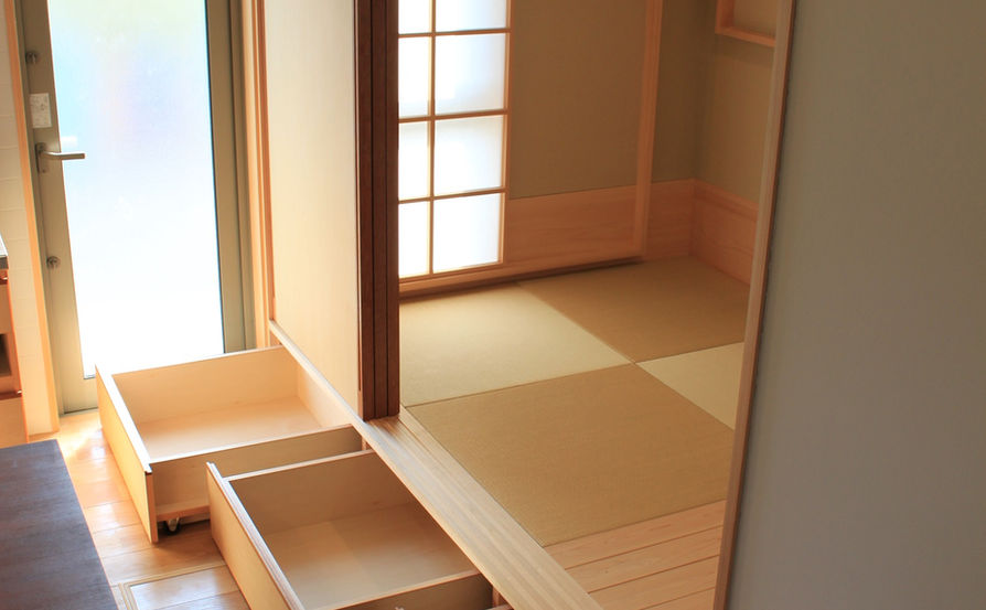 畳小上り下部収納