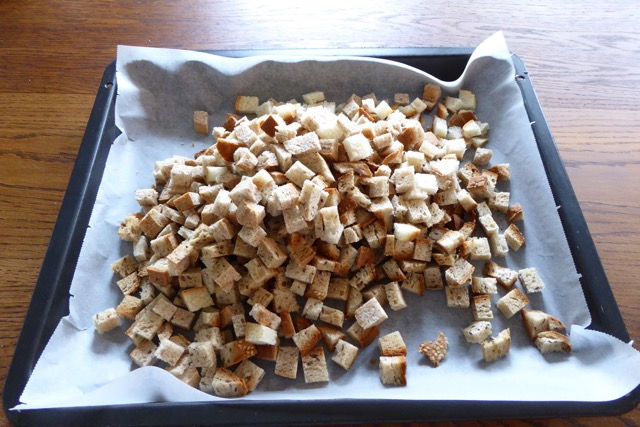 Bread cubes in roasting pan