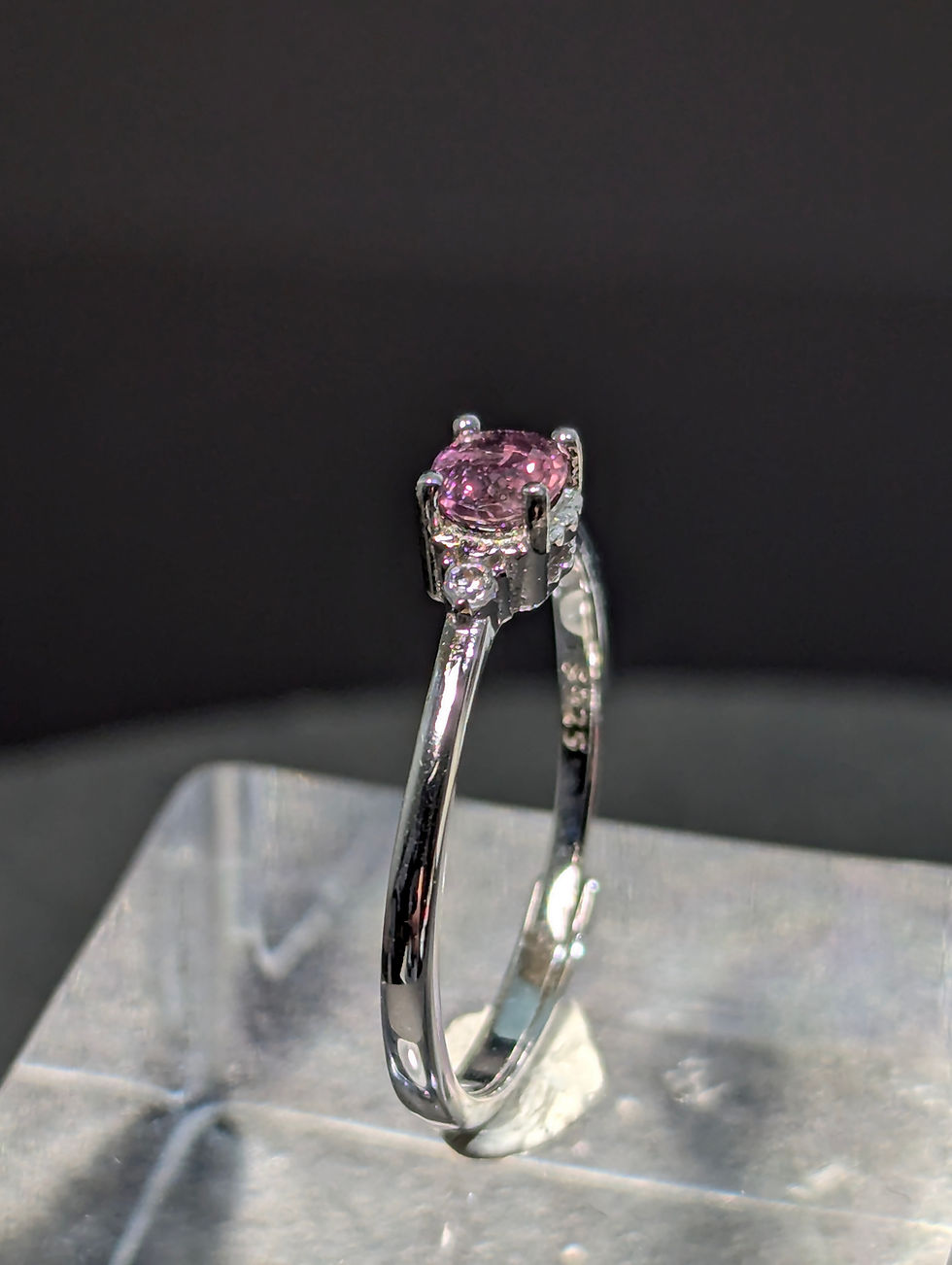 Thumbnail: Anello in Argento 925 con Rubino Rosa Naturale – 0,52 ct