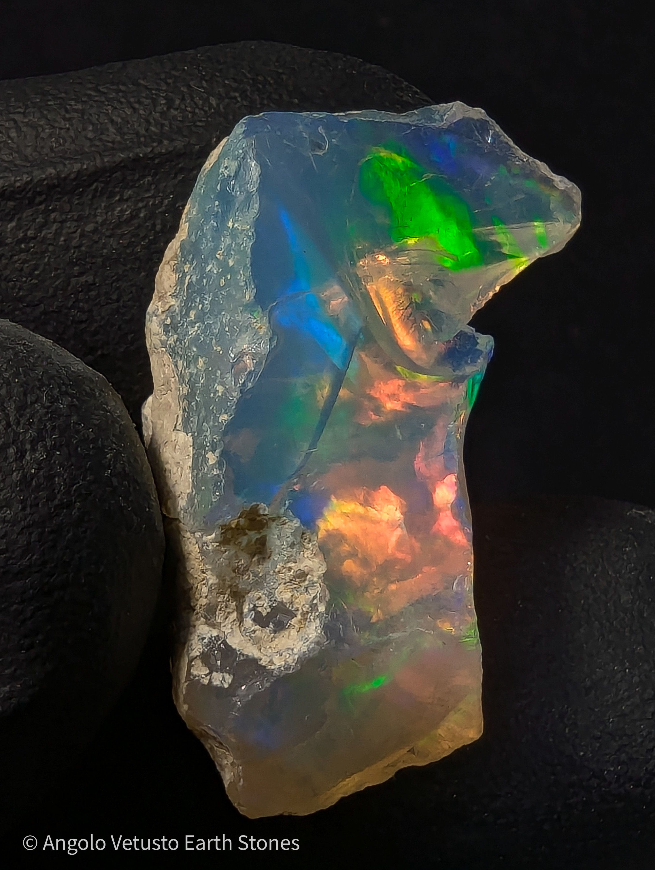 Opale Nobile Etiope di Welo Naturale – 20.90 ct – Grezzo Qualità AA
