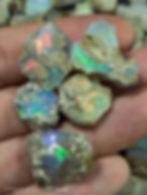 Opali Nobili Etiopi di Welo Naturali – Grezzi 10-25 ct – Qualità mista A-AAA