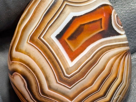 Natural Madagascar banded agate, tumbled