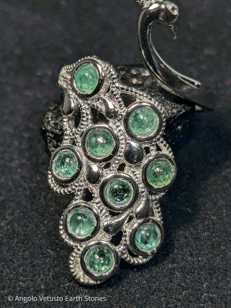 Thumbnail: Anello Pavone, Argento Sterling 925 Rodiato - 9 Smeraldi Naturali Zambia 0.84 ct