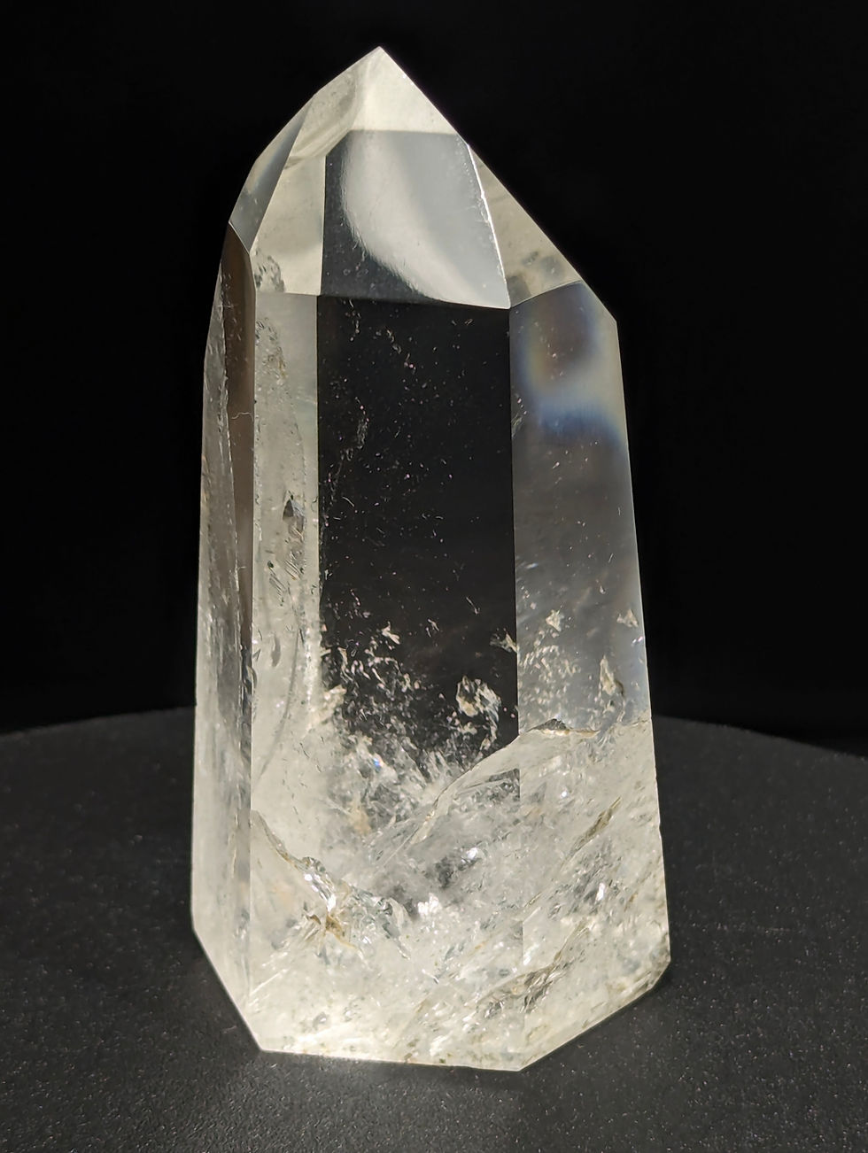 Torre a punta lucidata di quarzo naturale – 101 g – Brasile