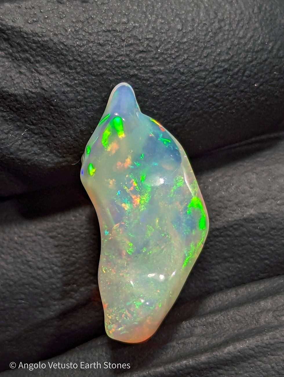 Thumbnail: Opale Nobile Etiope di Welo Naturale – 5.53 ct –  Lucidato Freeform AAA