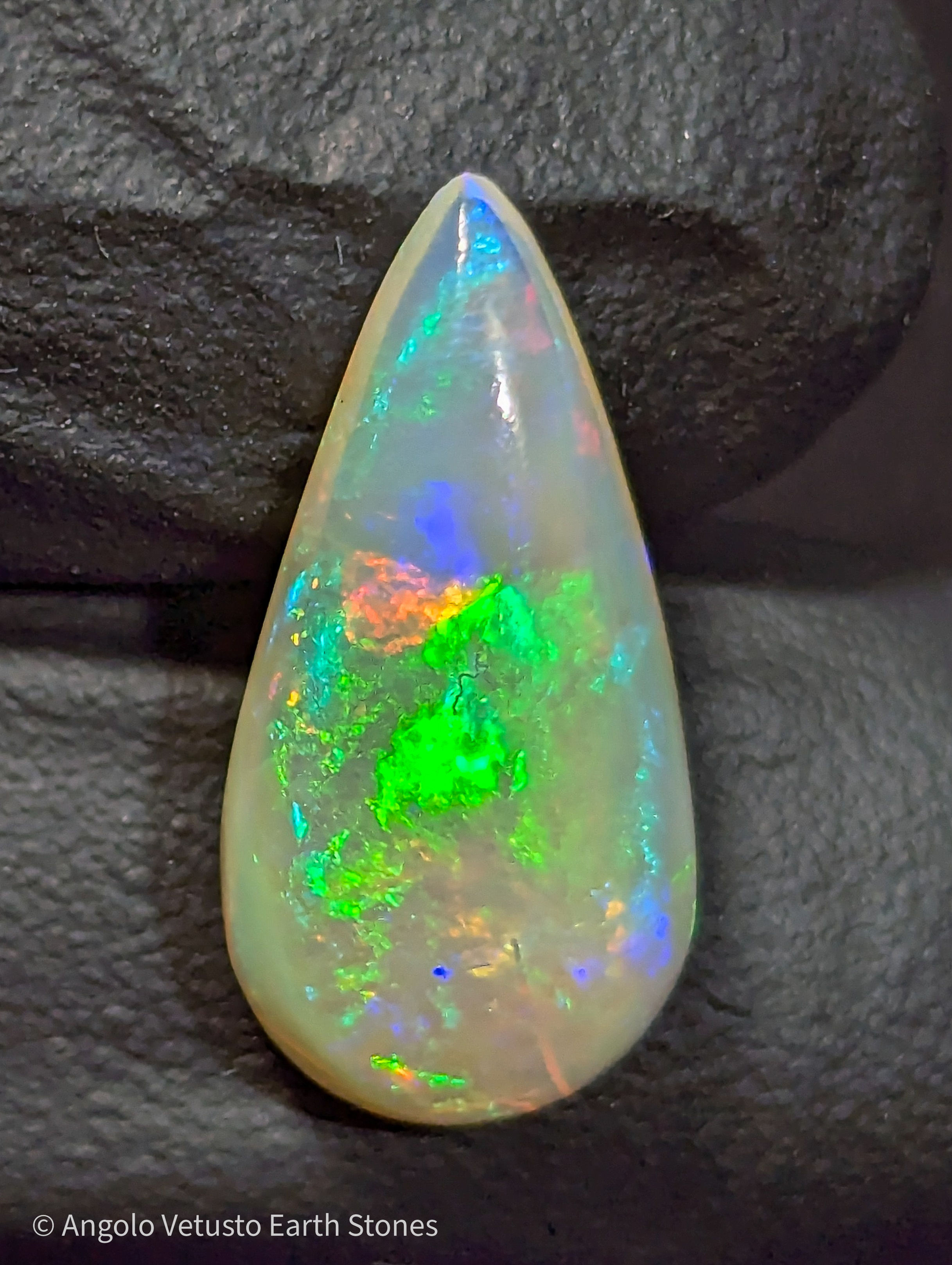 Opale Nobile Naturale di Welo – 4.24 ct (Etiopia)