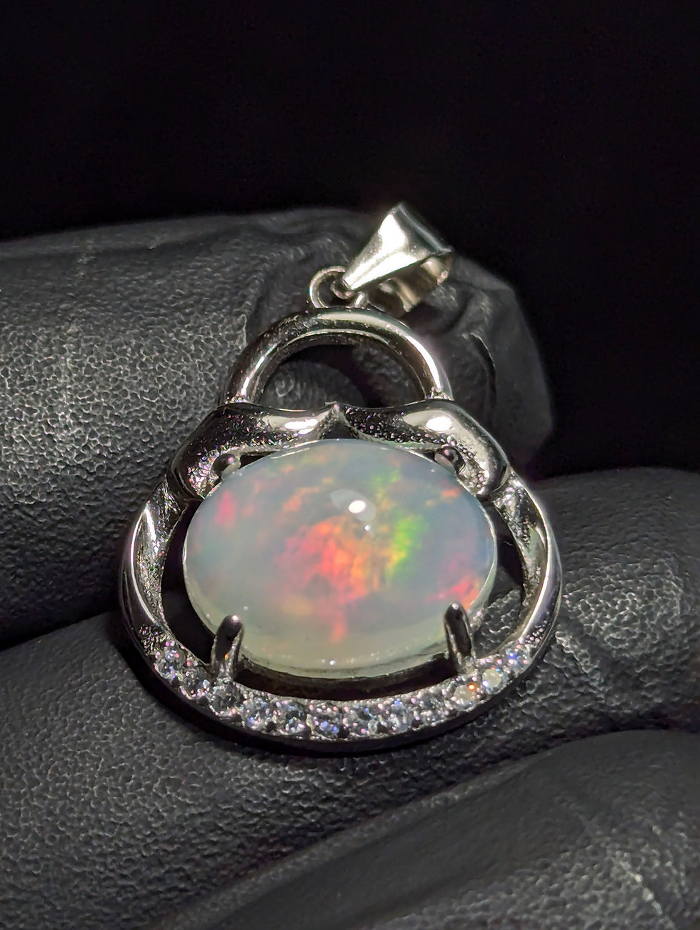 Pendente Argento s925 con Opale Nobile Naturale di Welo – 3.67 ct (Etiopia)