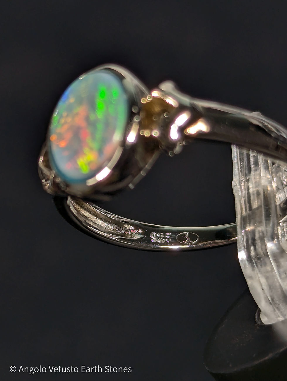 Miniatura: Anello in Argento Sterling 925 con Opale Australiano – Lightning Ridge – 2.41 g