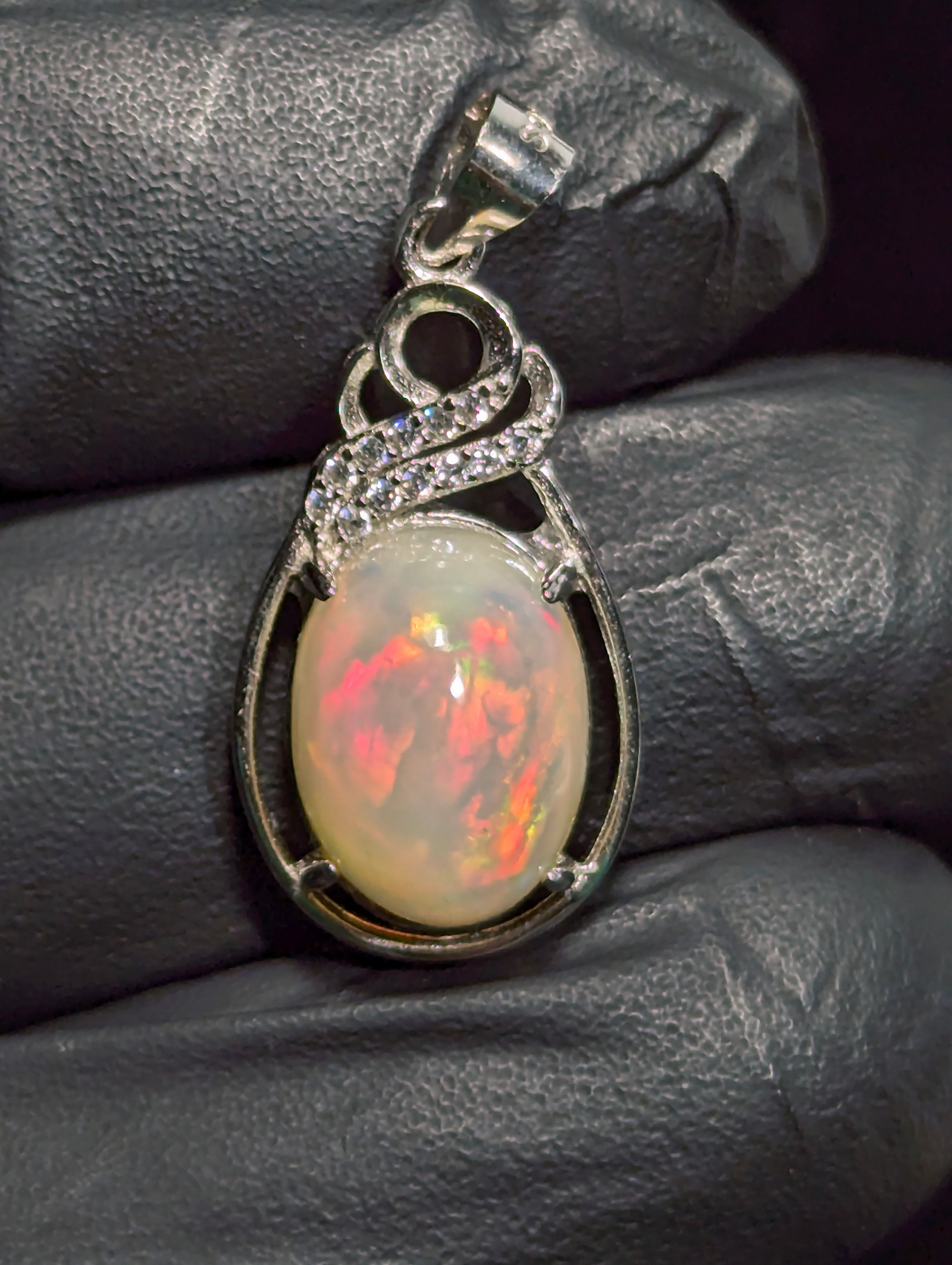 Pendente Argento s925 con Opale Nobile Naturale di Welo – 4 ct (Etiopia)