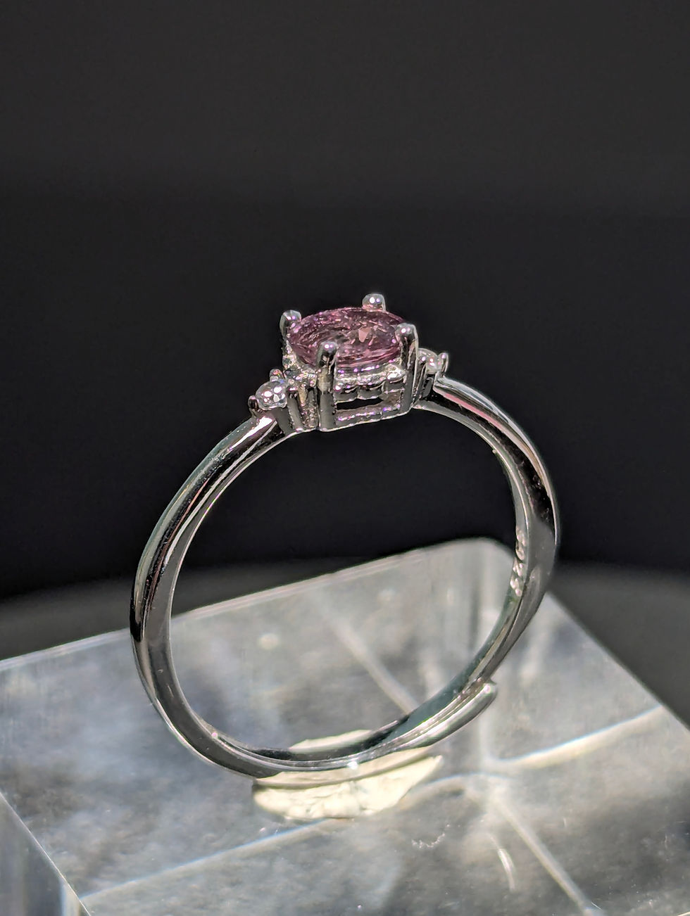 Thumbnail: Anello in Argento 925 con Rubino Rosa Naturale – 0,52 ct