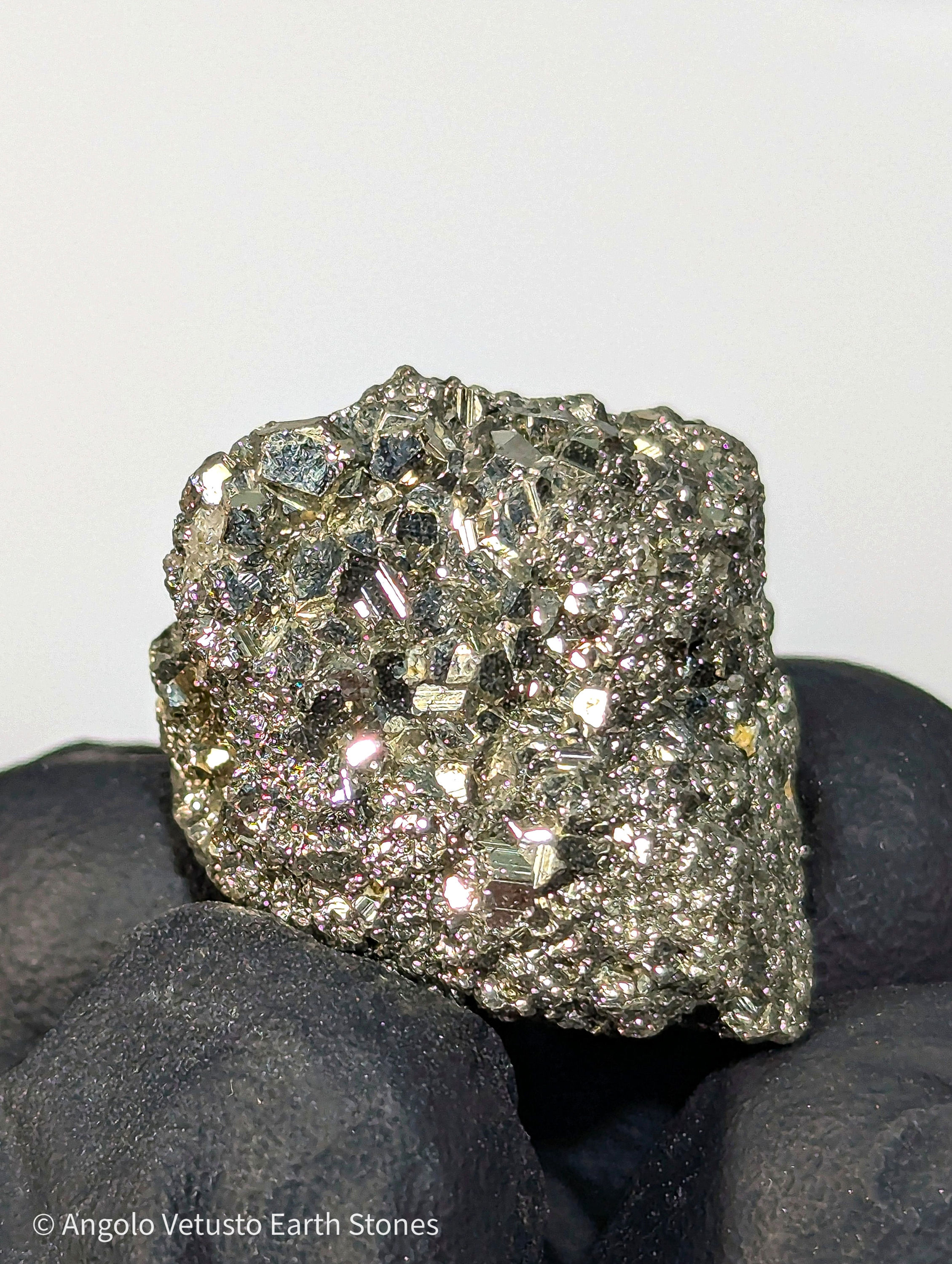 Pirite Naturale – Ancash, Perù – Cristalli Grezzi Singoli (20-25 mm)