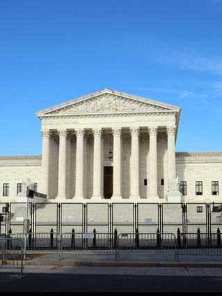 Who Controls the News and Why Trust Is Collapsing