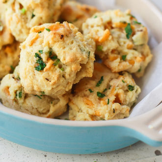 Vegan Cheddar Garlic Biscuits