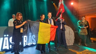 podium overwinning AEHT Gold Award in hospitality Management in Zweden 2026 met winnaars Dina Oehlers voor België en Edgar de Faria Moniz voor Oostenrijk