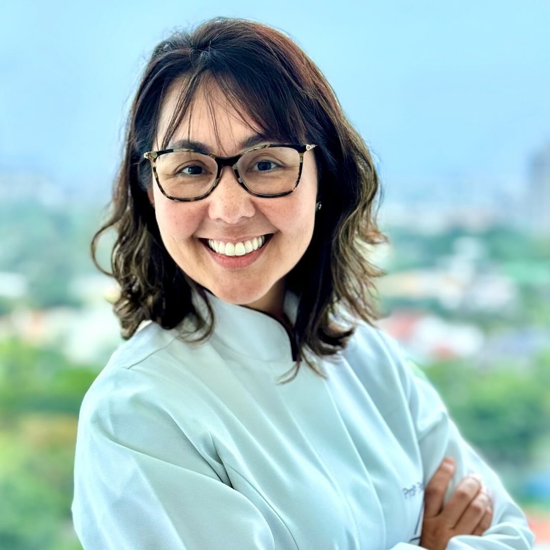Dra. Flávia Mitiko — Ortodontista