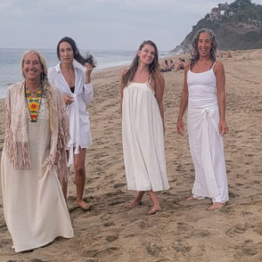 At the beach at Nayarit 200.jpg