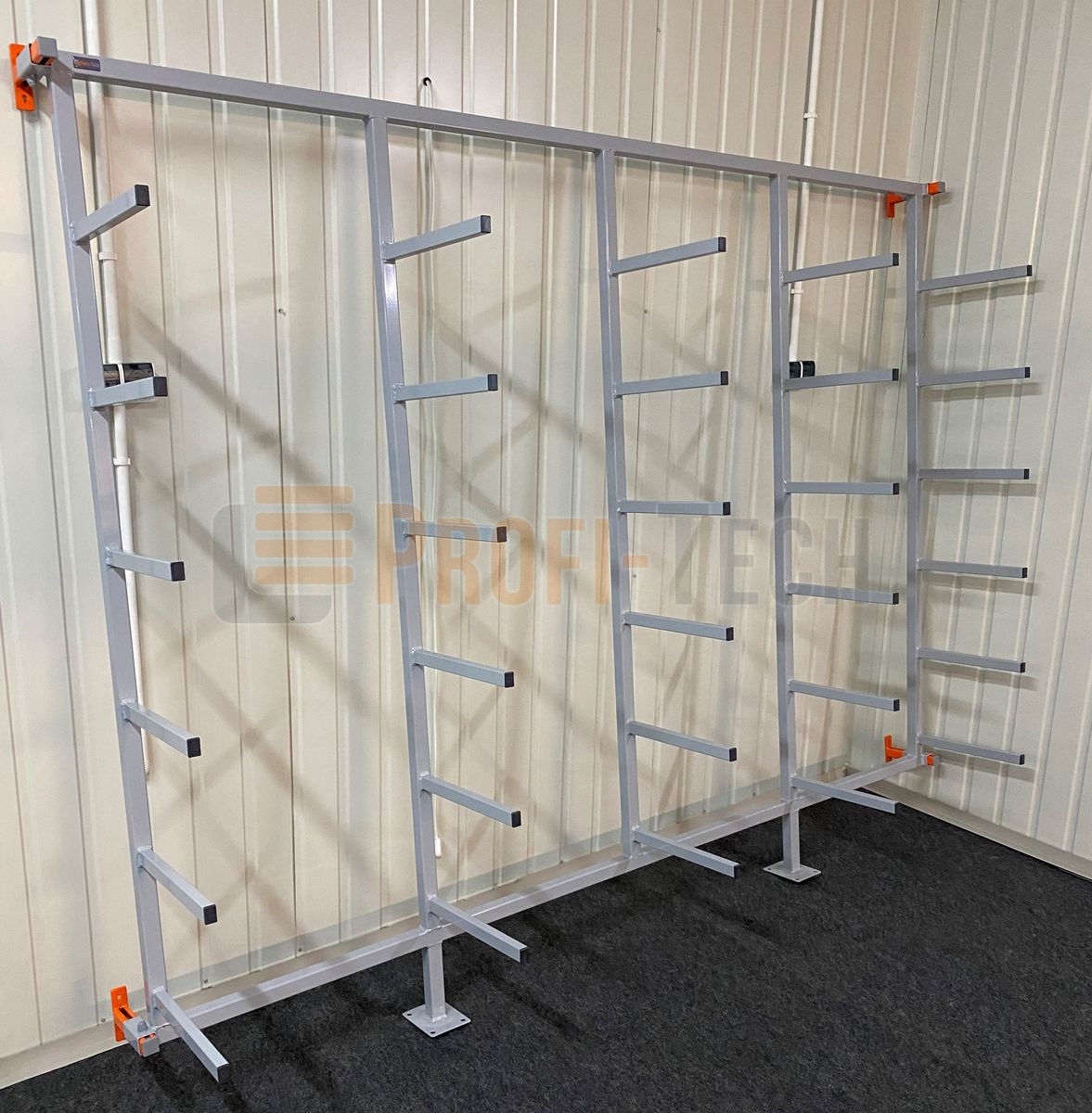 Regał wspornikowy stacjonarny na listwy profile rury / montaż do podłoża