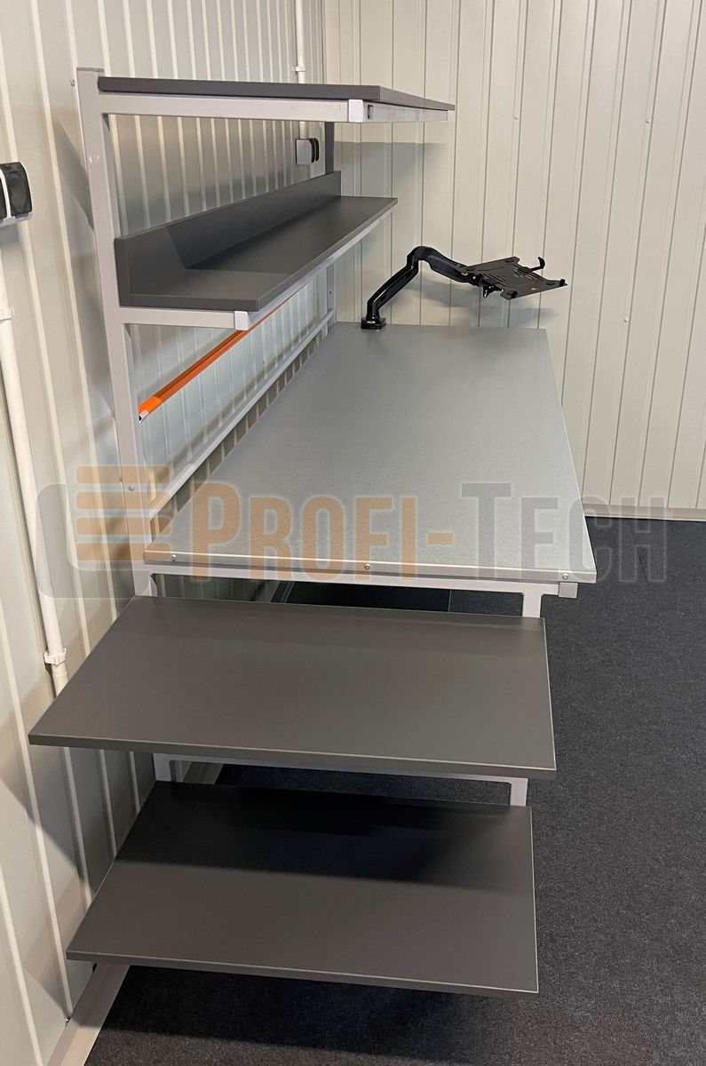 Miniatura: Duże stanowisko do pakowania e-commerce 200x80x160