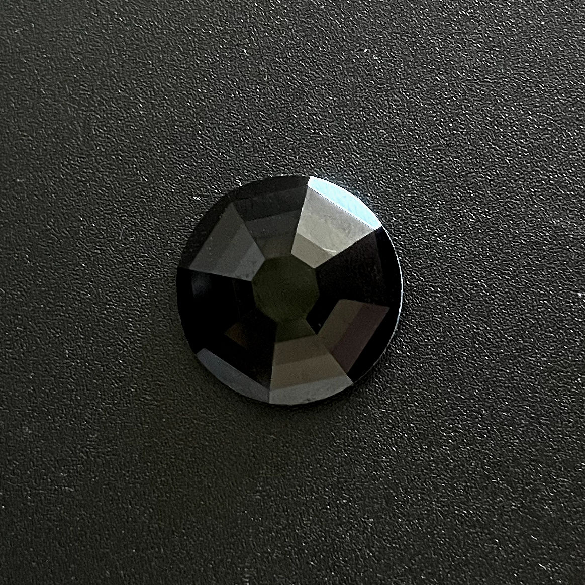 Cabochon Sparkle Black